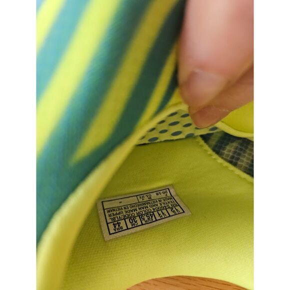 Skechers Performance Hyper Burst, size 12 - Picture 3 of 9